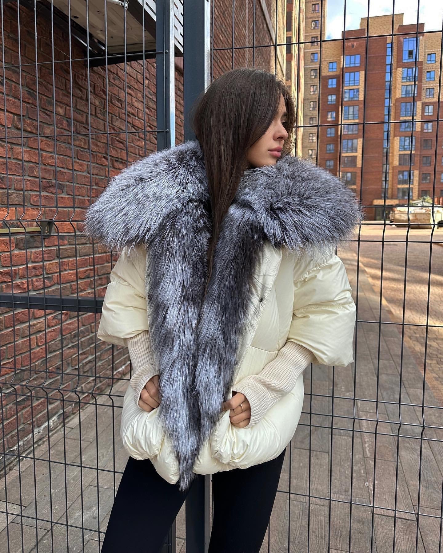 Goose down jacket with natural fux collar. Geaca cu puf de gasca si guler din blana naturala de vulpe polara KALINKA FURS