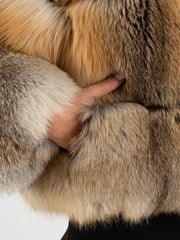 Daria Haină scurtă din blană naturală de vulpe de stepă, cu glugă