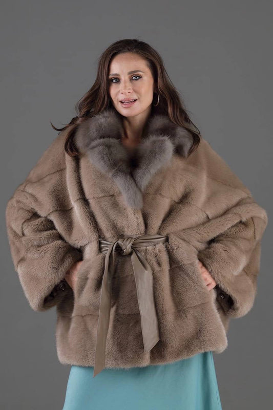 Hooded mink fur coat with marten collar. Haina din blana naturala din vizon cu gluga din jder KALINKA FURS