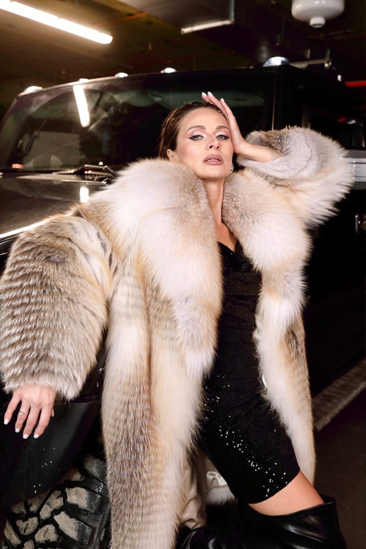 Natural Fox gold fur coat. Blana naturala din vulpe aurie KALINKA FURS