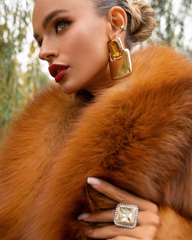 Simone Natural fox fur coat with collar