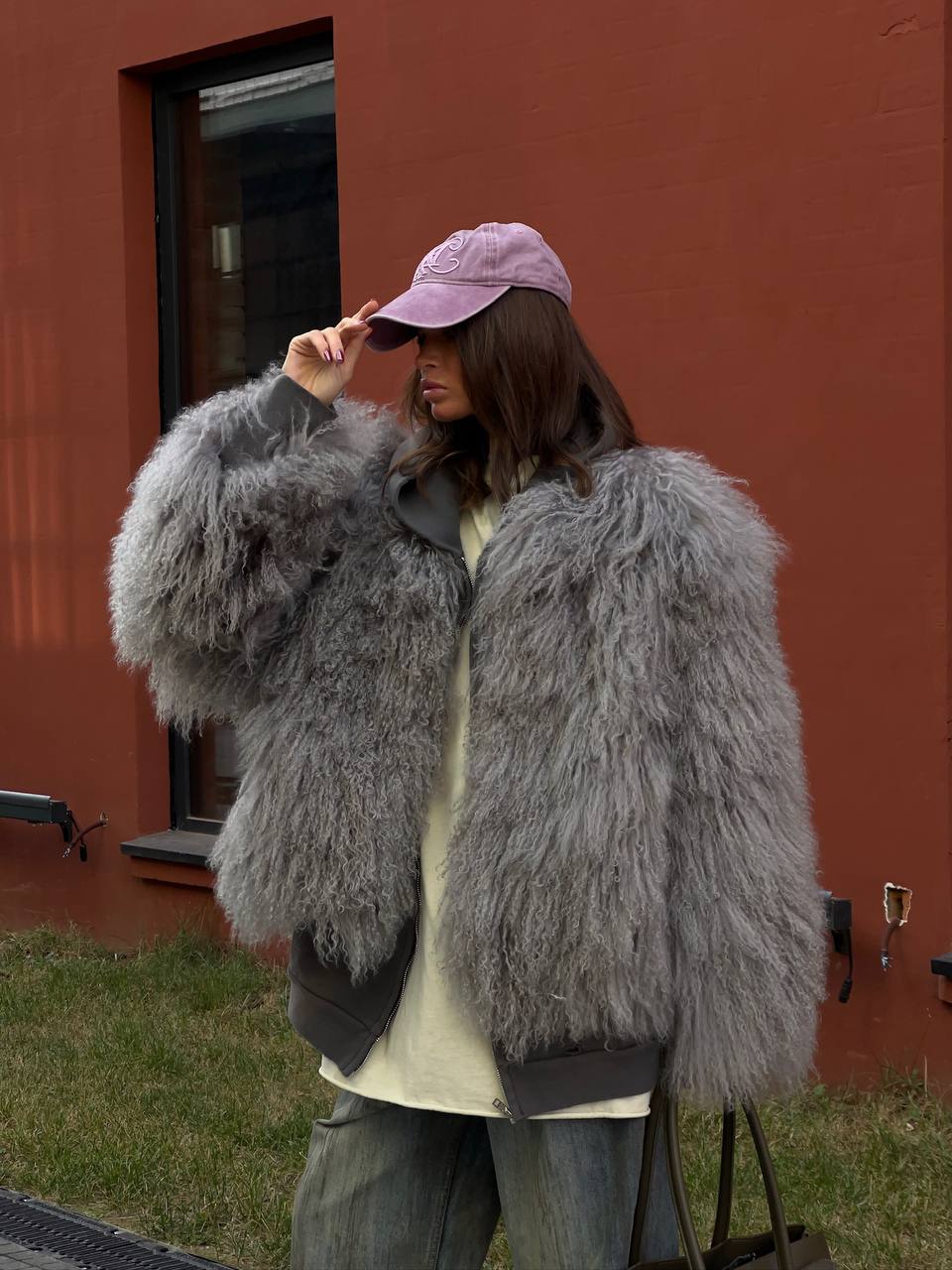 Blana mongoleza de culoare gri. Guler clasic. Lungime 60cm KALINKA FURS