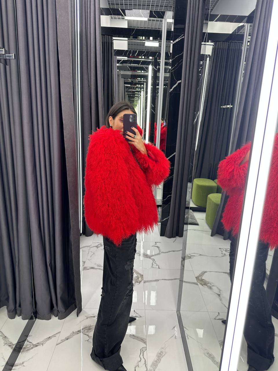 Mongolian Fur in Red. Blana naturala din oaie mongoleza guler revere, 70cm KALINKA FURS