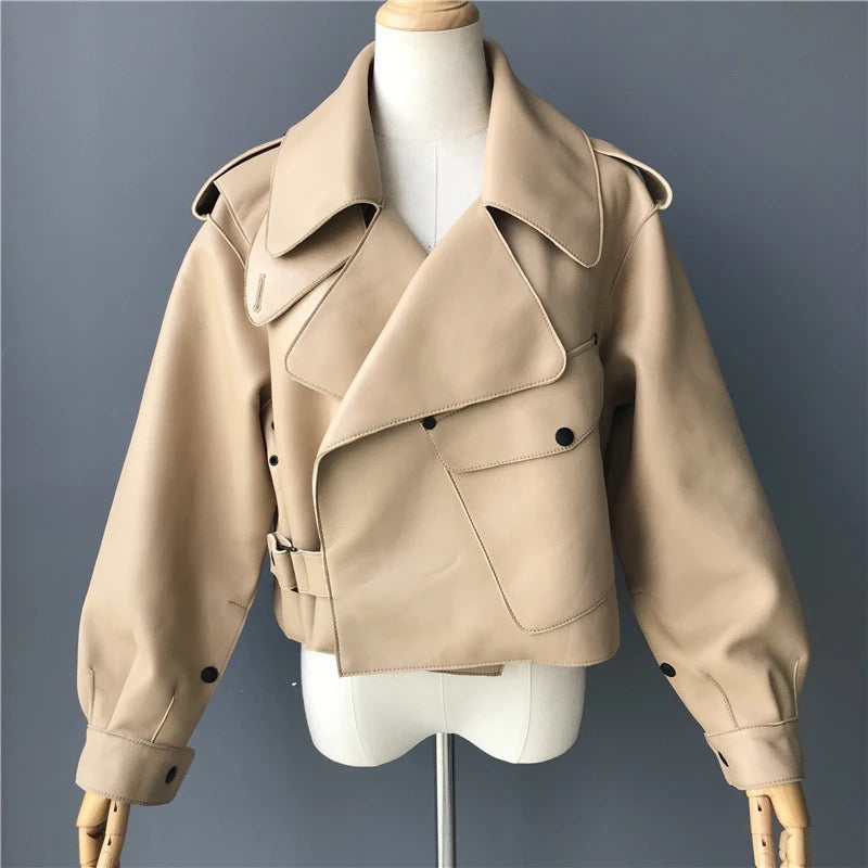 Epaulettes embellished leather jacket. Jacheta din piele cu epoleti KALINKA FURS