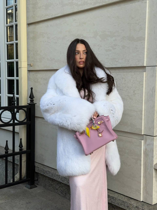 White Natural Fur Arctic Fox. Blana naturala de vulpe arctica KALINKA FURS