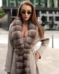 Cashmere Coat with Marten Collar. Palton din casmir cu guler din jder KALINKA FURS