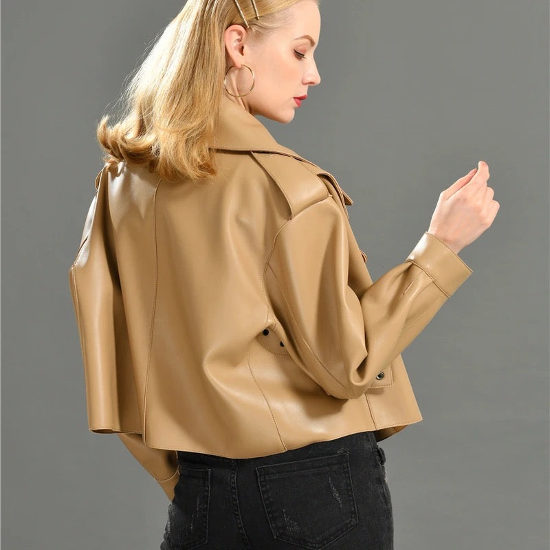 Epaulettes embellished leather jacket. Jacheta din piele cu epoleti KALINKA FURS