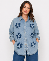 Daria cămașa din denim