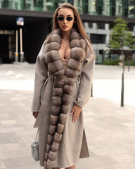 Cashmere Coat with Marten Collar. Palton din casmir cu guler din jder KALINKA FURS