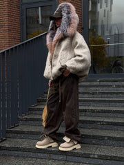 Money jacheta de iarnă cu guler de vulpe. Beige