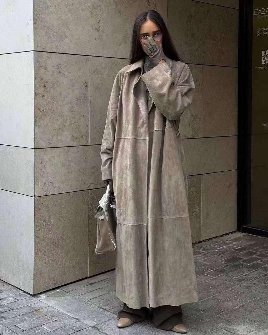 Oversized Trench Coat Suede. Pardesiu bej din piele intoarsa KALINKA FURS