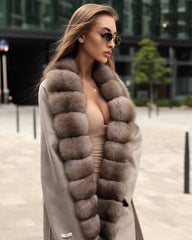 Cashmere Coat with Marten Collar. Palton din casmir cu guler din jder KALINKA FURS