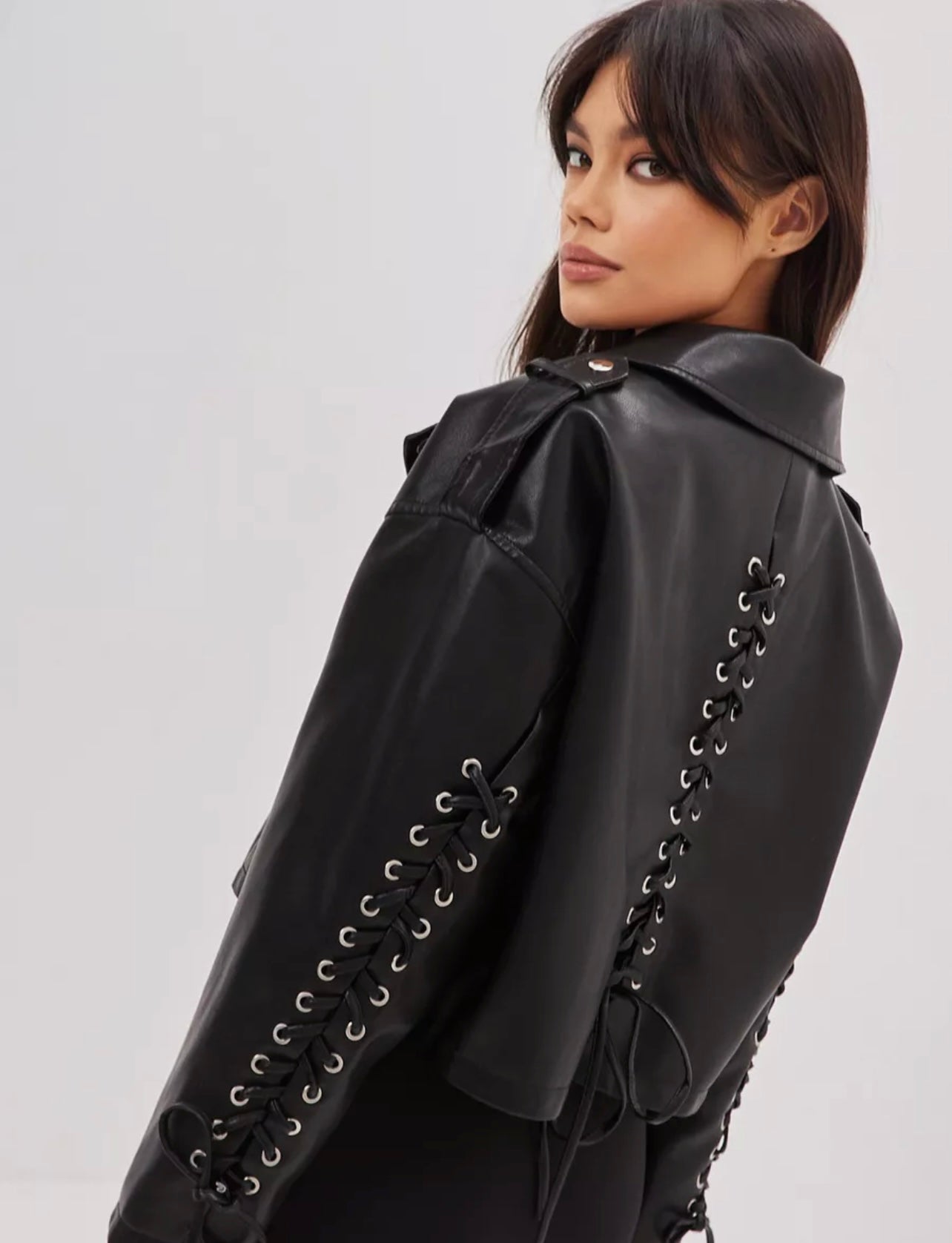 Leather jacket with cool details. Jacheta din piele naturala cu detalii cool KALINKA FURS