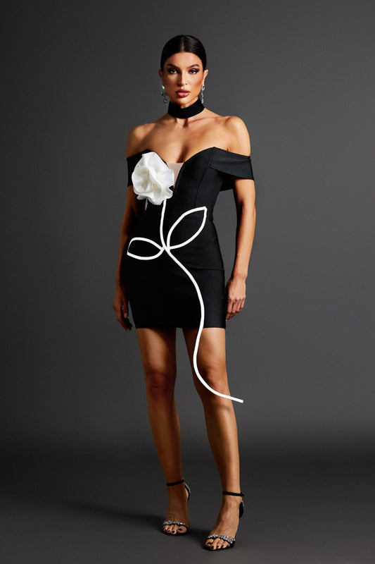 Maddie Rochie pe corp cu detaliu floral KALINKA FURS