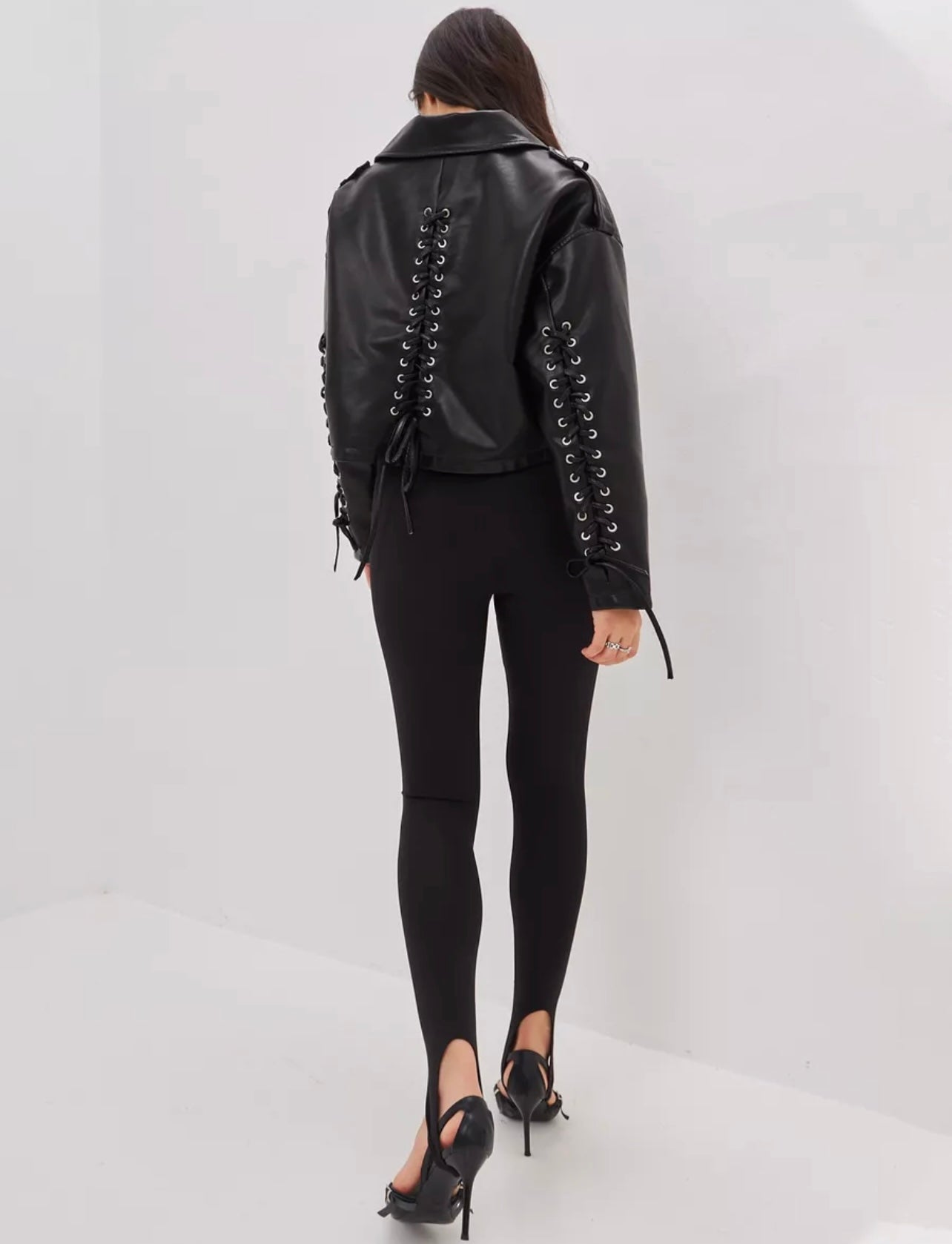 Leather jacket with cool details. Jacheta din piele naturala cu detalii cool KALINKA FURS