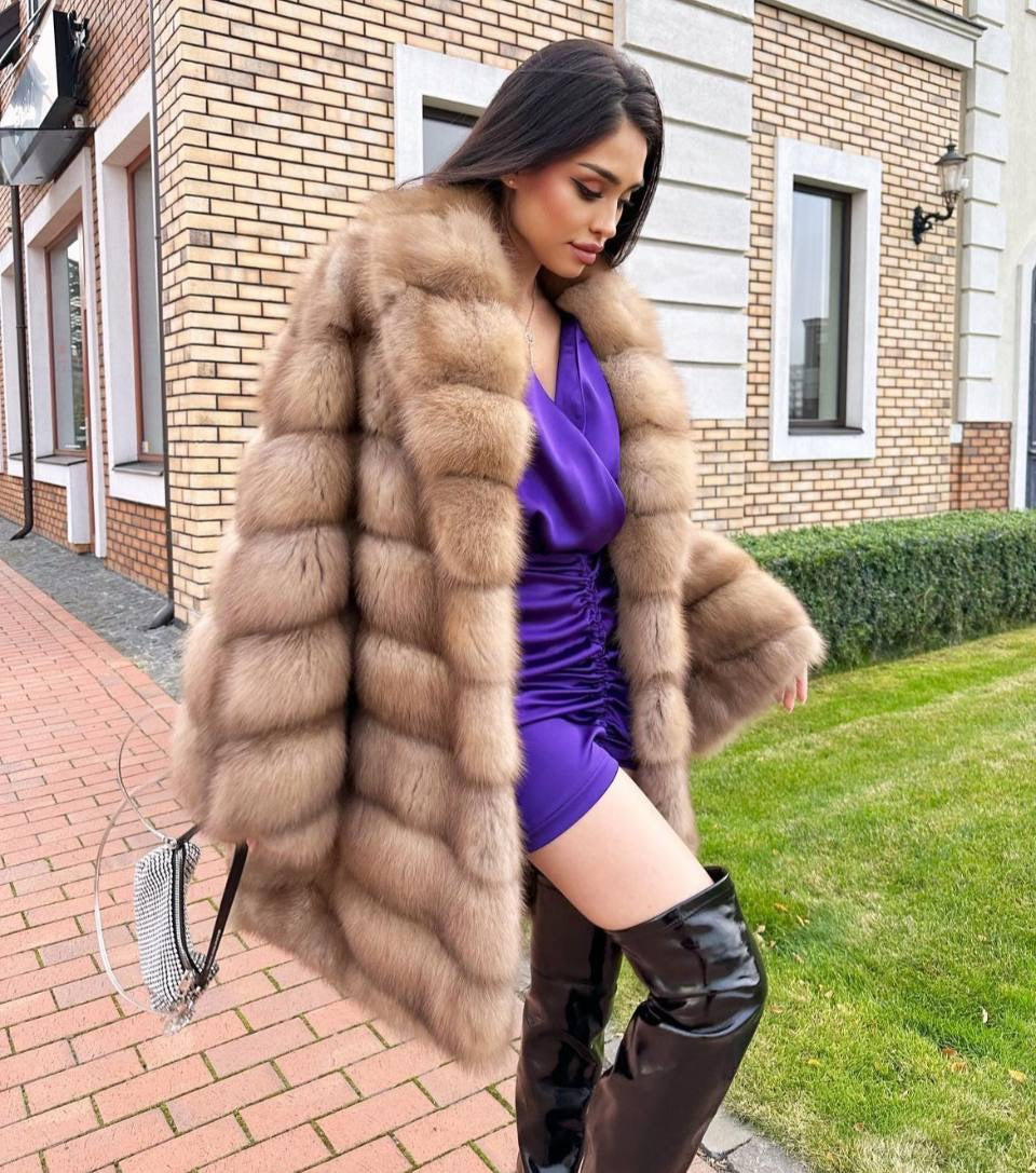 Natural Marten Fur Coat. Haina din blana naturala de Jder cu revere. KALINKA FURS
