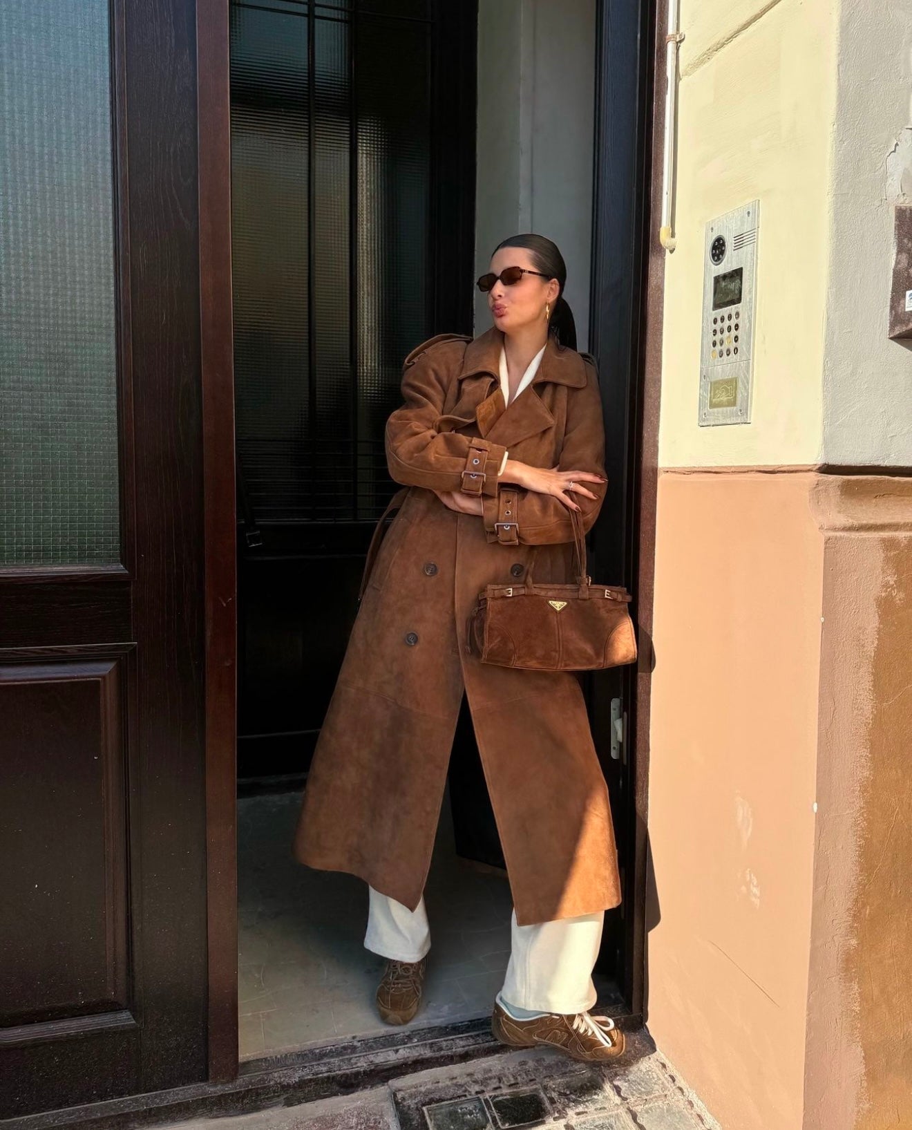 Suede Natural Trench Coat. Trench din piele intoarsa KALINKA FURS