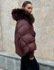 The Puf jacheta de iarnă cu puf și guler de blană