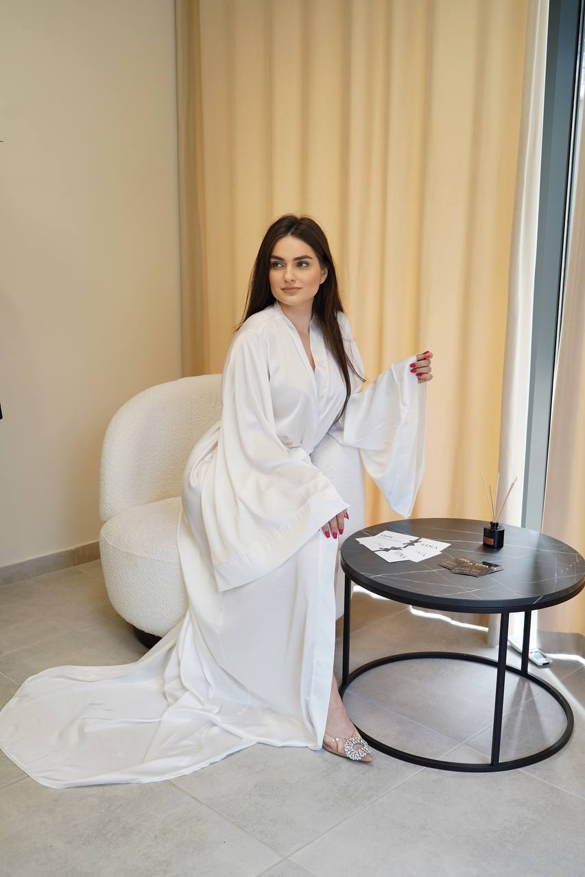 White Satin Robe. Halat alb din satin KALINKA FURS