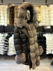 Jacheta de iarna cu guler din blana de vulpe