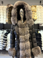 Jacheta de iarna cu guler din blana de vulpe