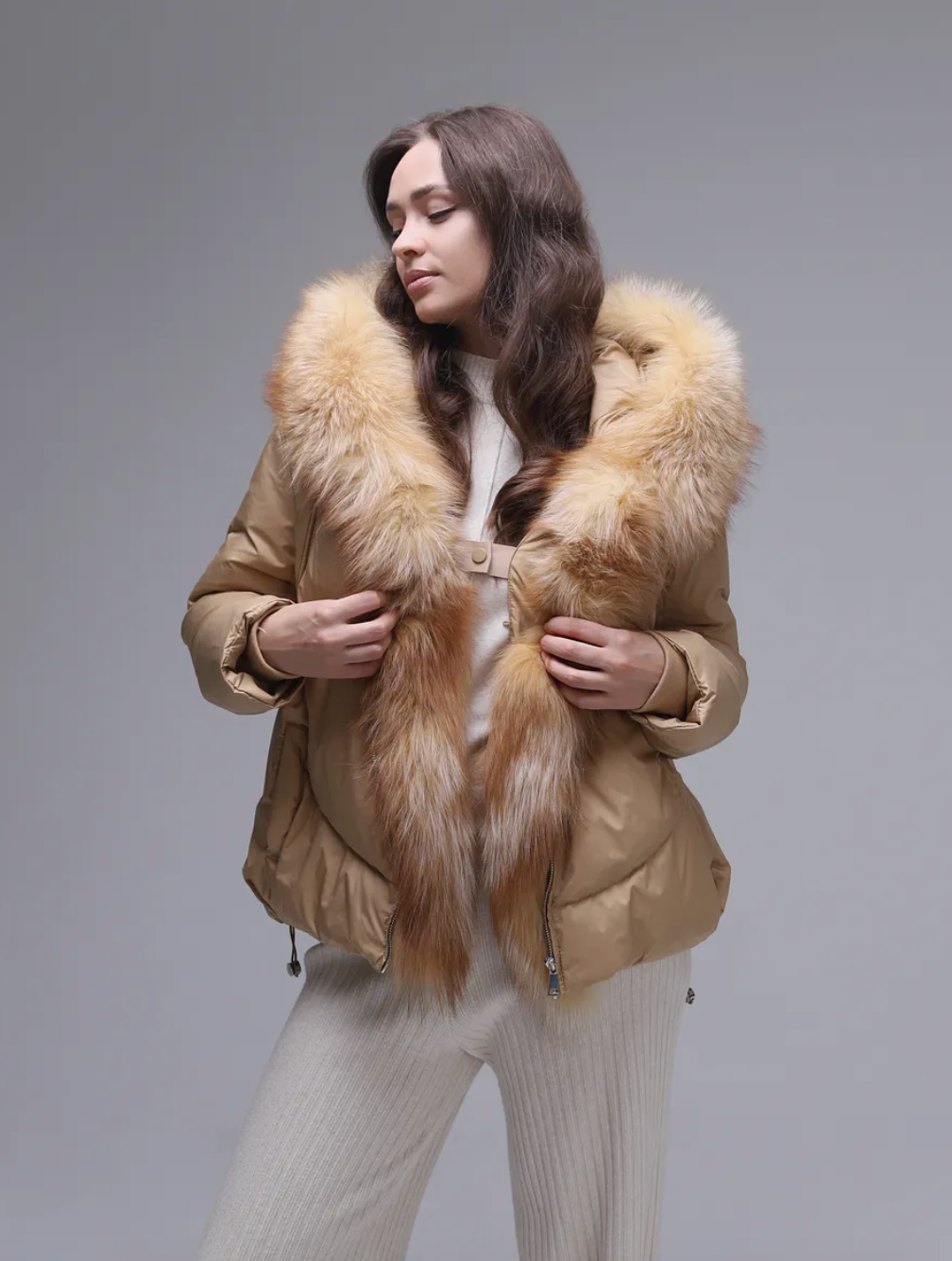 Geaca cu puf de gasca si guler din vulpe KALINKA FURS