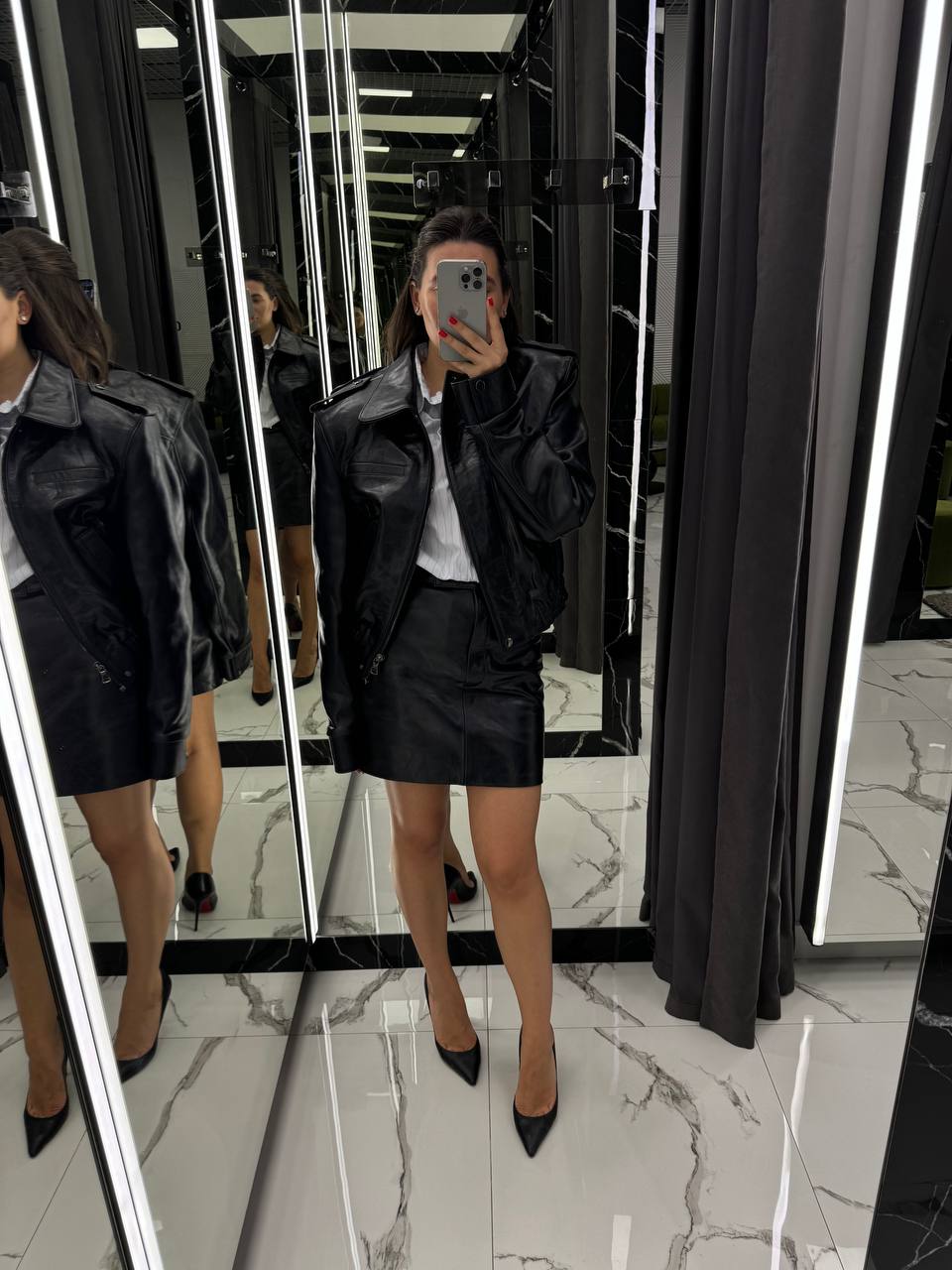 Shoulders Leather Jacket. Geaca cu umeri largi KALINKA FURS