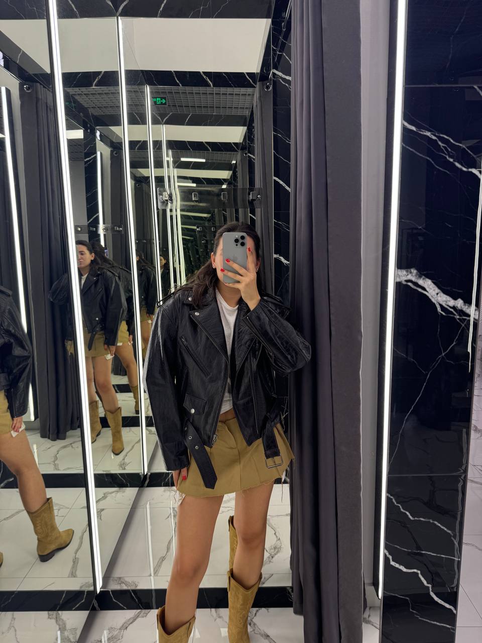 Glossy Leather Jacket. Geaca cu efect lucios KALINKA FURS