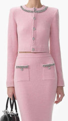 Costum cu nasturi de cristal cu design roz KALINKA FURS