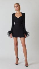 Rochie mini neagră cu mâneci plisate KALINKA FURS