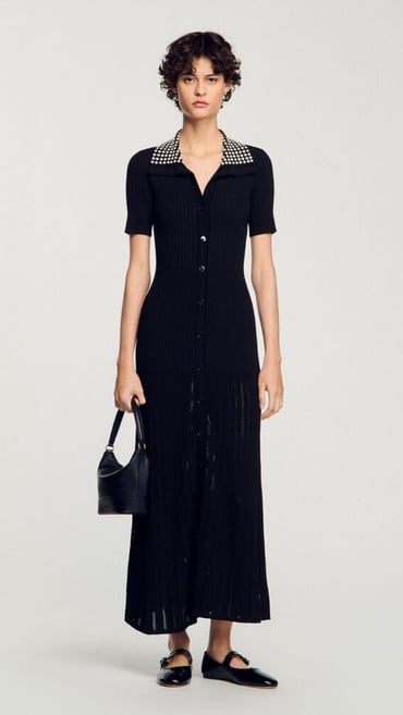 Rochie neagră cu lungime midi, cu detaliu în piatră KALINKA FURS