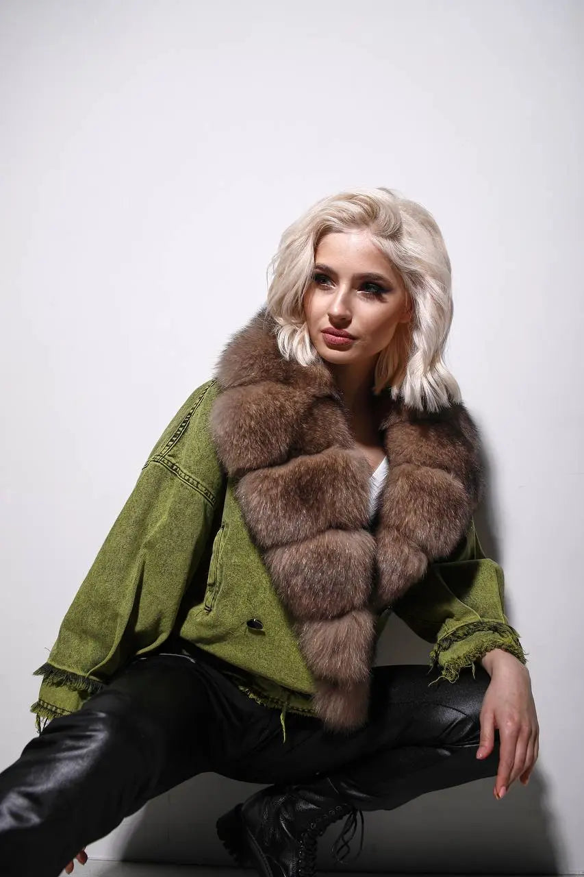 Jeans jacket with marten collar. Geaca de blugi cu guler din blana naturala de jder. KALINKA FURS