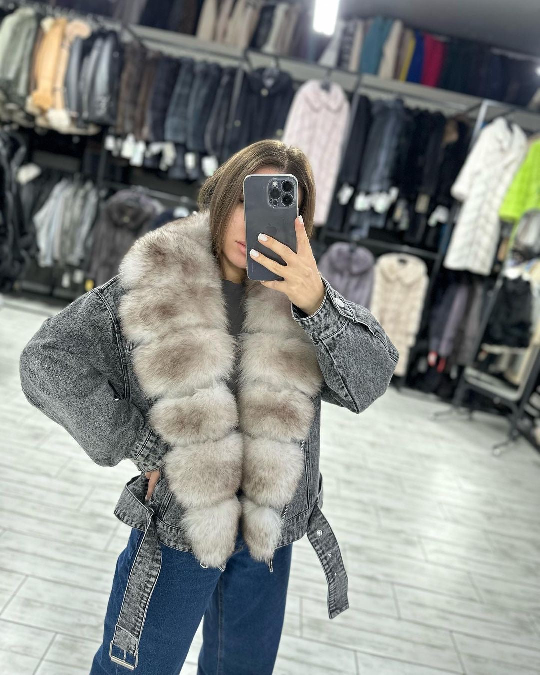 Jeans Jacket with Marten Collar. Geaca de blugi cu guler detasabil din blana naturala de jder. KALINKA FURS