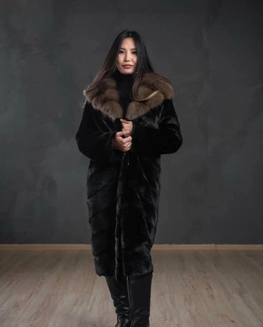 Natural Mink Fur Coat with Sable Collar. Haina din blana naturala de vizon cu gluga de zibelina. KALINKA FURS