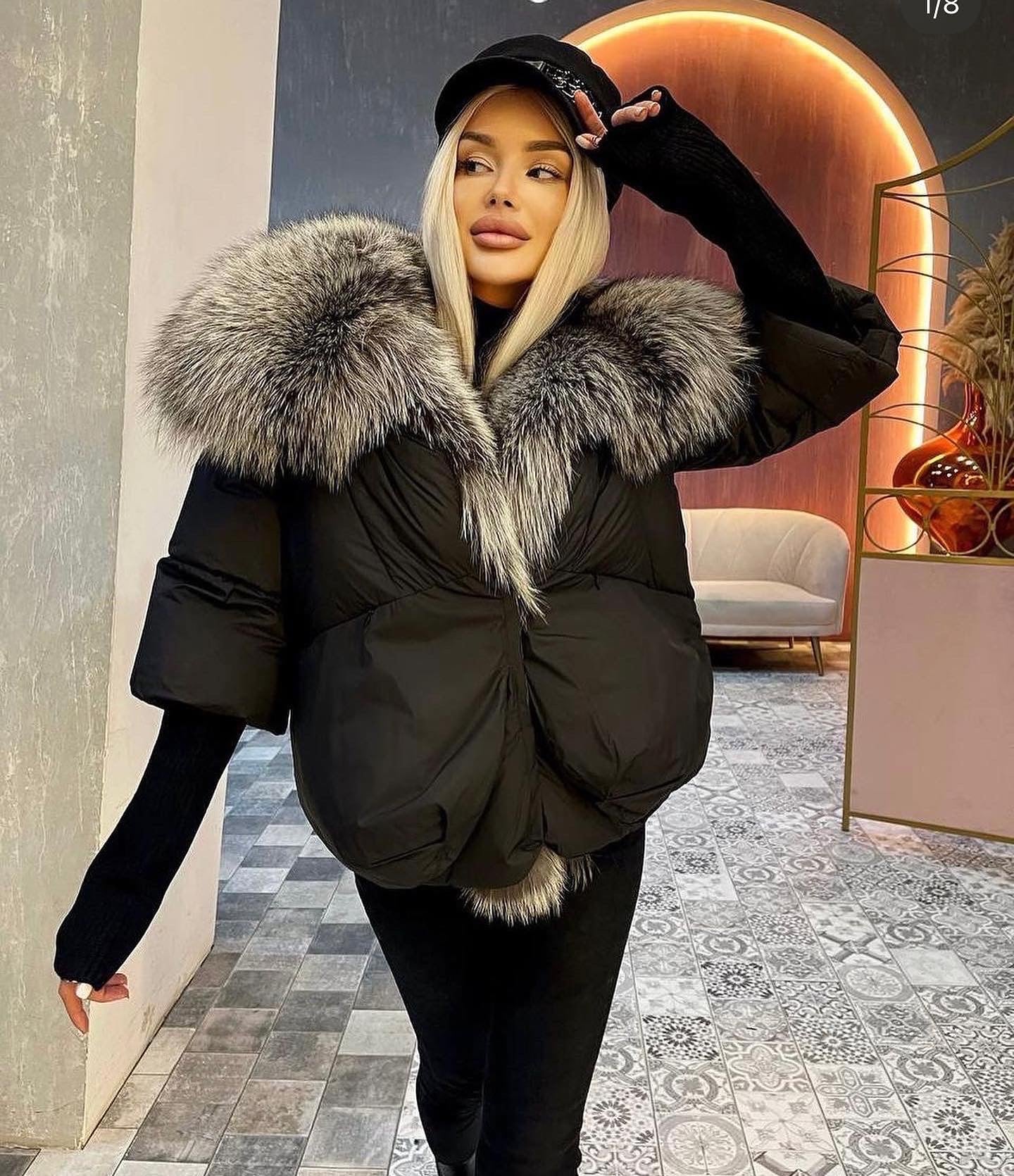 Goose down jacket with natural arctic fox collar. Jacheta cu puf de gasca si guler din vulpe polara KALINKA FURS