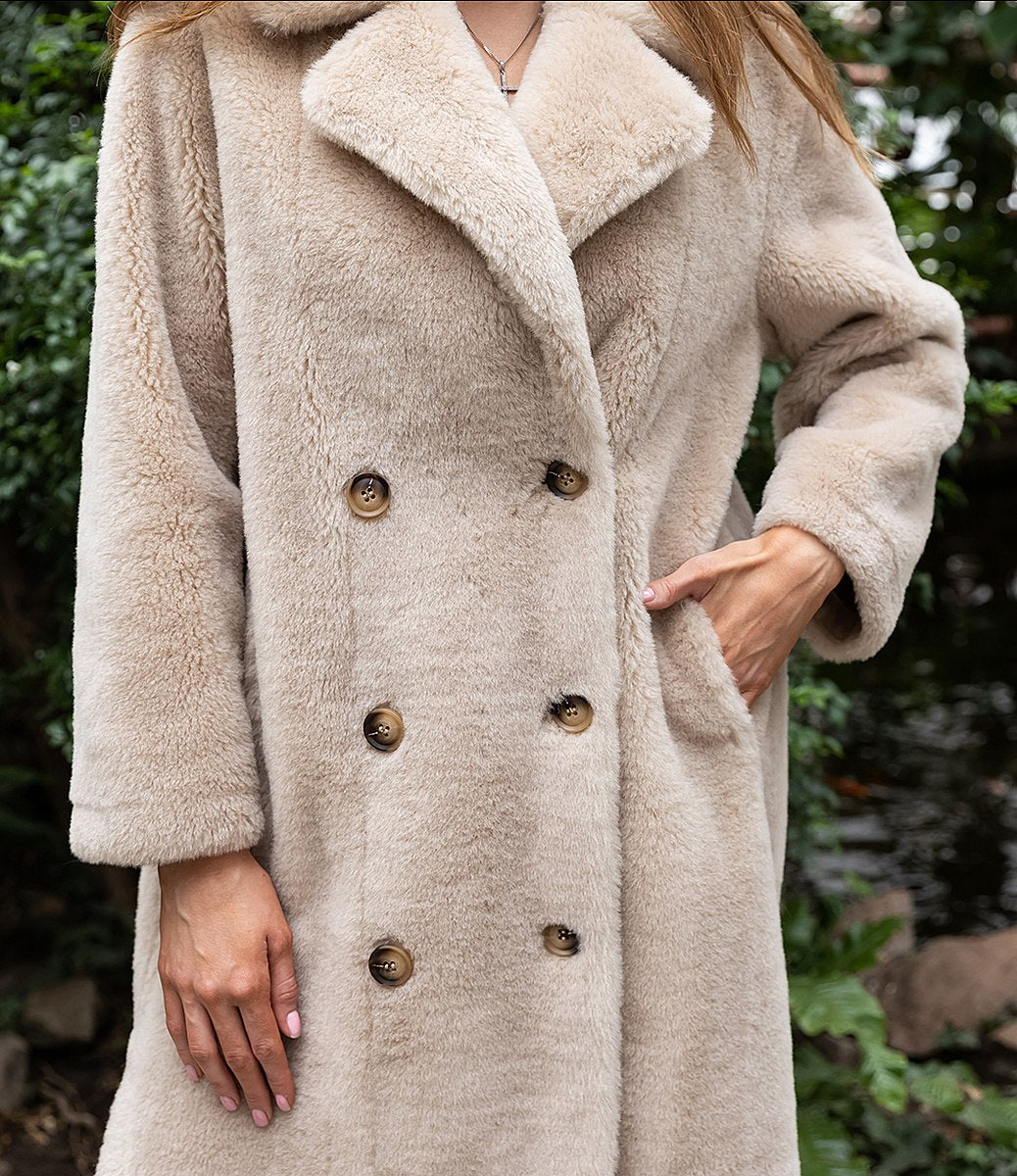Teddy Coat English Collar. Palton de iarna oversized din lana de oaie. KALINKA FURS