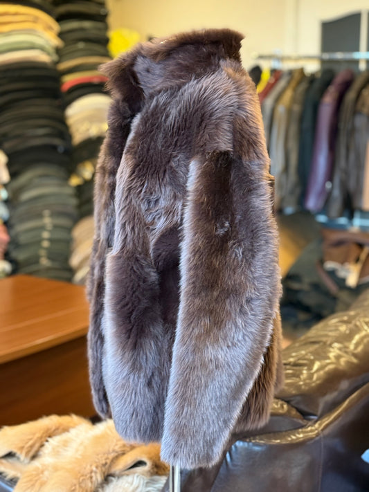 Iulia Cojoc din blană naturală de oaie Toscana