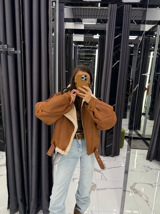 Shearling Jacket in Brown. Cojoc de iarnă din piele și blană naturală de oaie KALINKA FURS