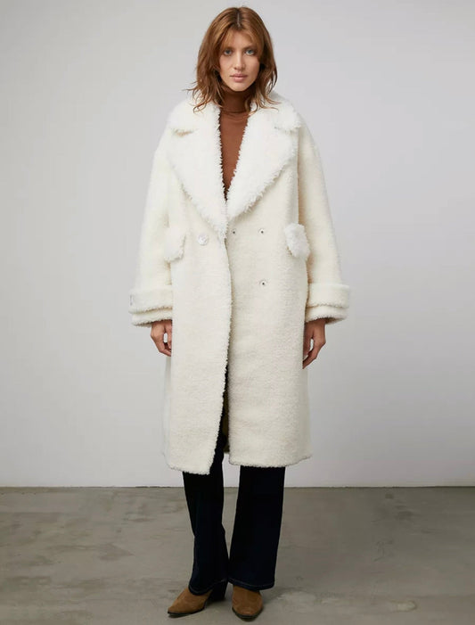 White Teddy Fur Coat. Palton alb din blana KALINKA FURS