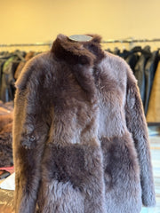 Iulia Cojoc din blană naturală de oaie Toscana