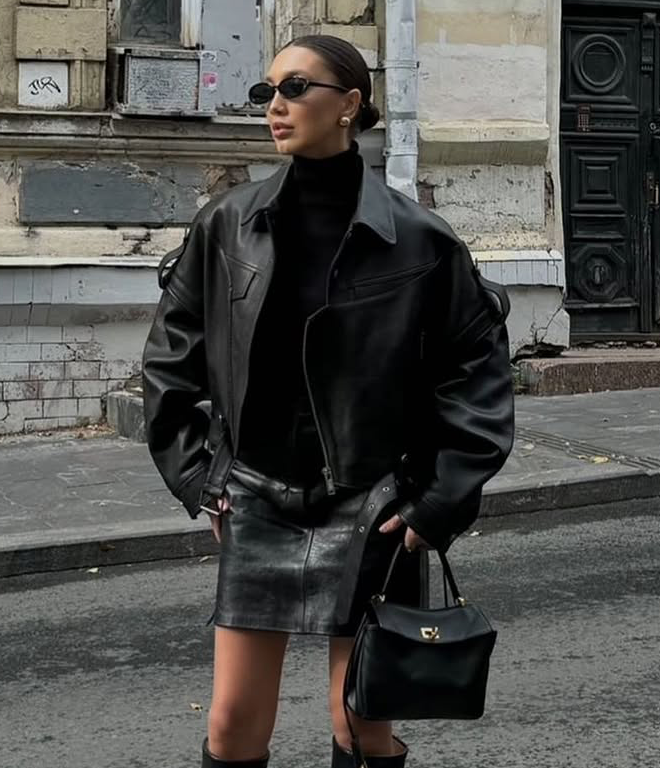 Snejana Lederjacke mit abnehmbaren Ärmeln