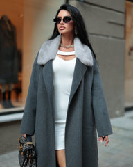 Cashmere Coat with Mink Collar. Palton din casmir cu guler din vizon KALINKA FURS