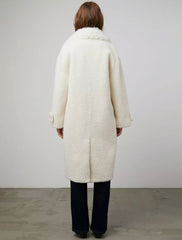 White Teddy Fur Coat. Palton alb din blana KALINKA FURS