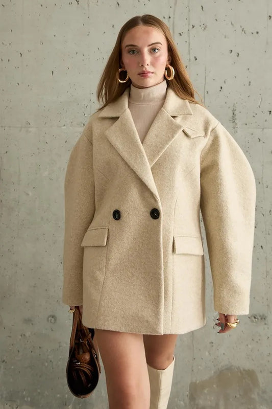 Two Buttoned Coat. Sacou de lana cu doua butoane