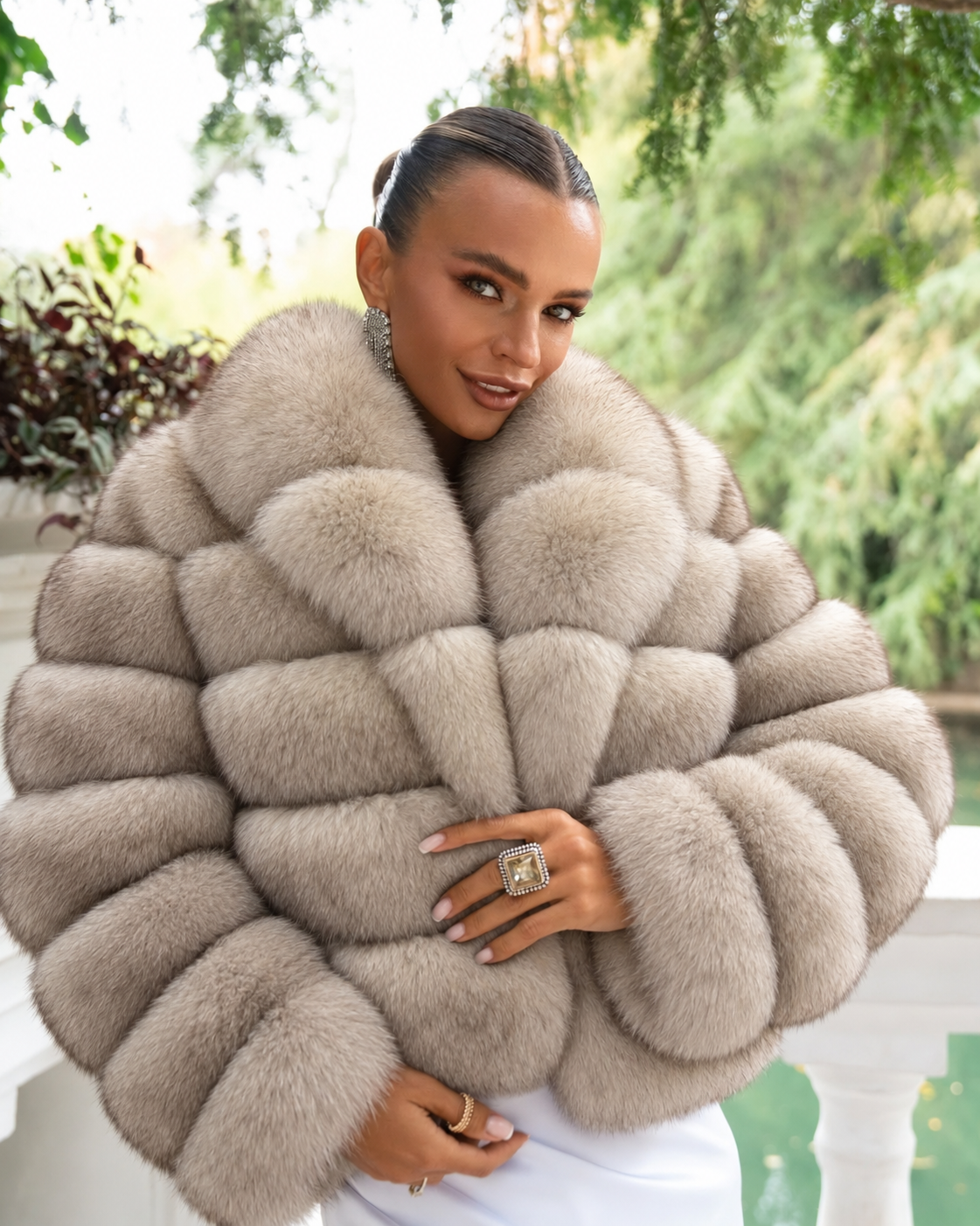 Fuchspelzjacke, Farbton Ecru