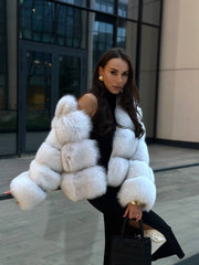 Haina din blană naturală de vulpe polară