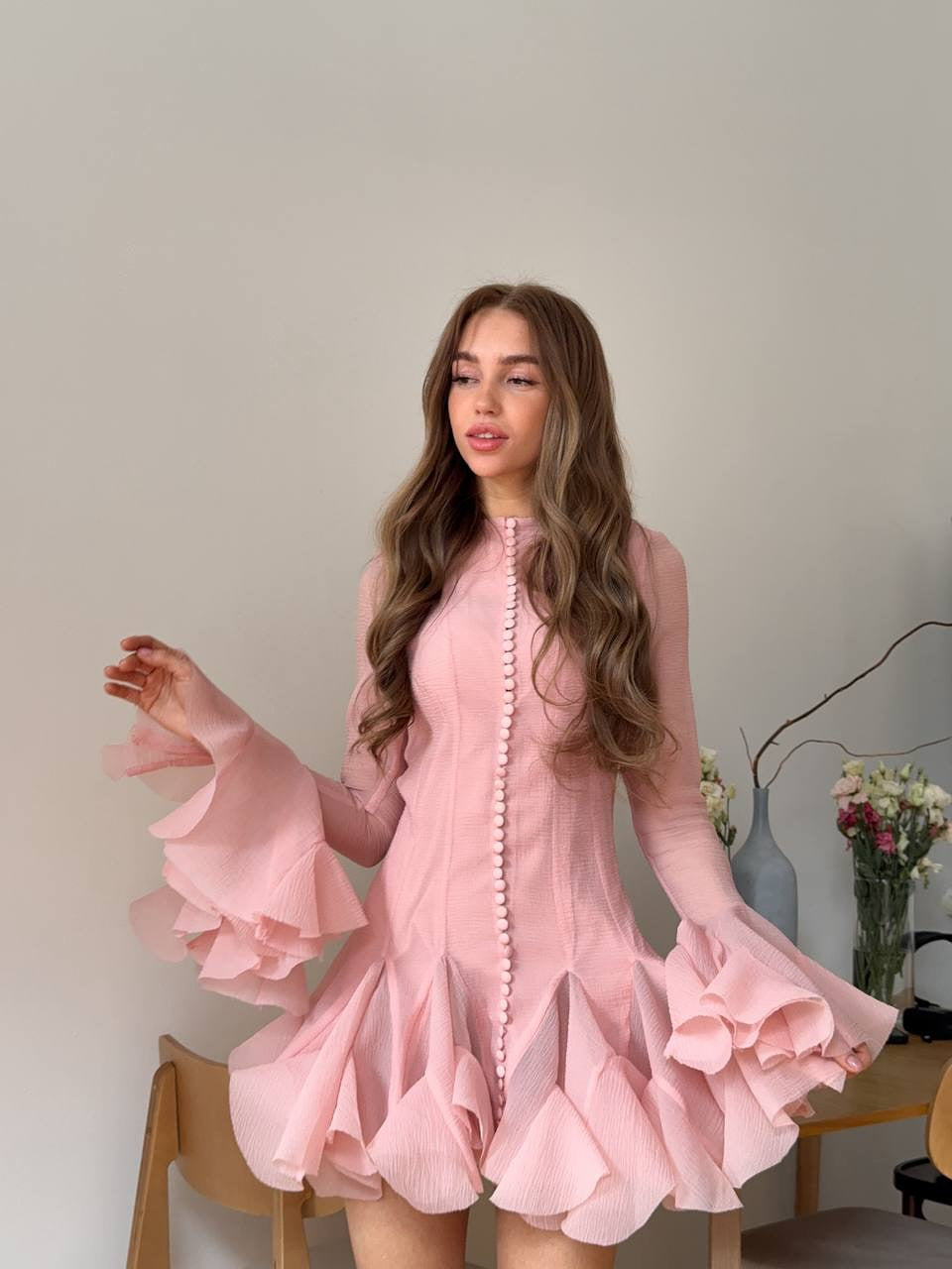 Chiara dress with ruffles and buttons