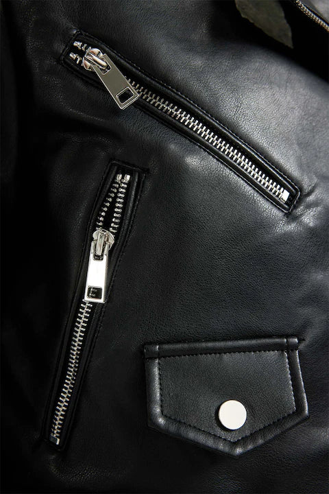 Vegan leather black jacket. Geaca supradimensionata din piele vegana