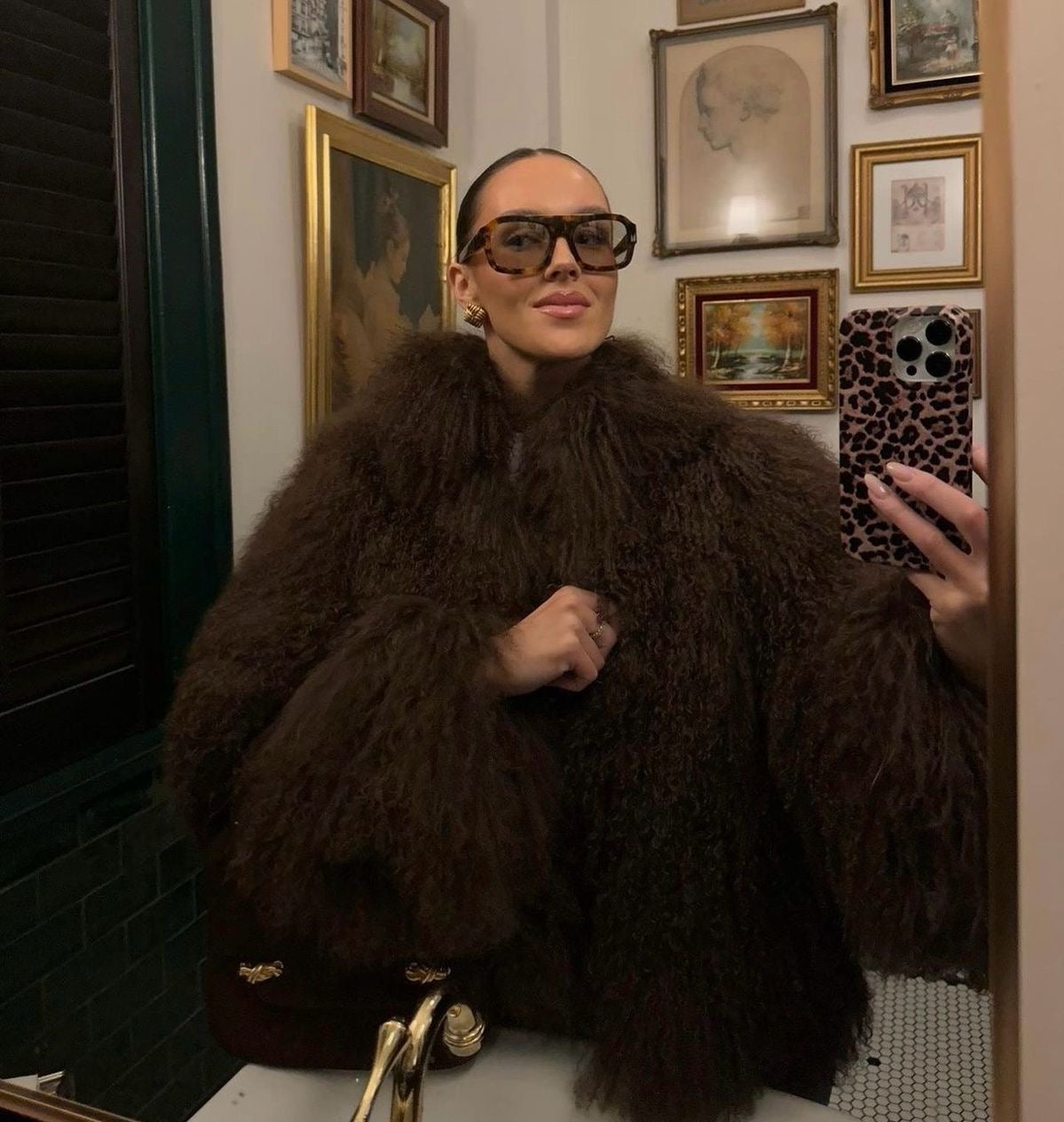Mongolian Fur in Dark Brown. Blana mongoleza maro întunecat KALINKA FURS