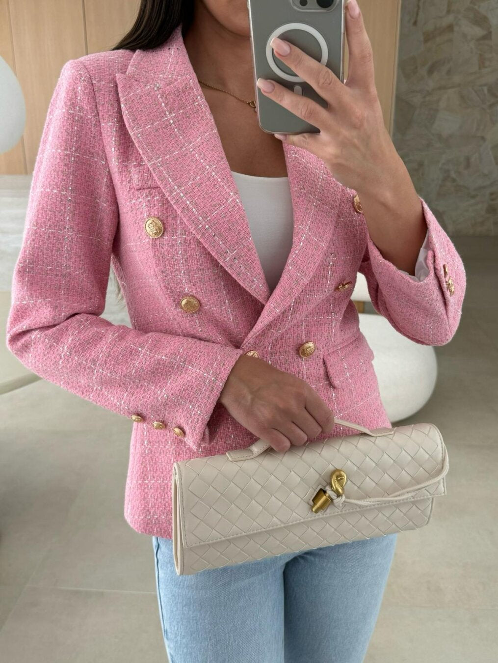 Six-button waist jacket. Sacou pe talie cu 6 nasturi KALINKA FURS